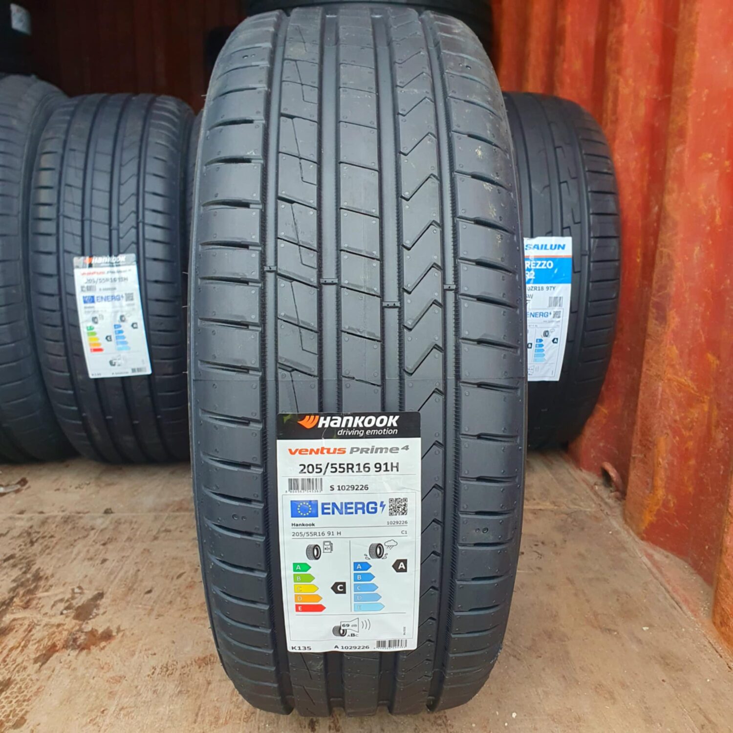 205/55R16 Hankook VentusPrime4